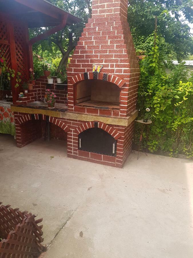 Pensiune Perla Dunarii Giurgiu Bagian luar foto